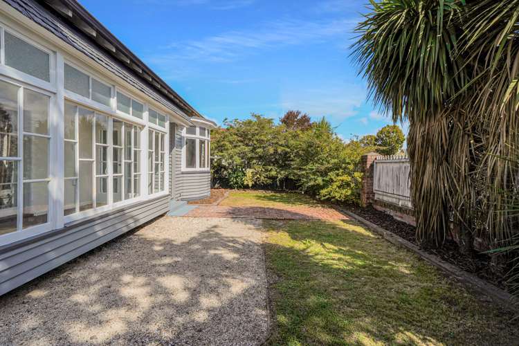 152 Lincoln Road Addington_16