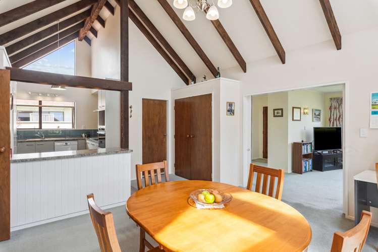 9 Awanui Drive Waikanae_5