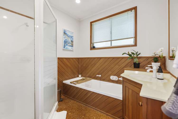 10 Rosecamp Road Beach Haven_21