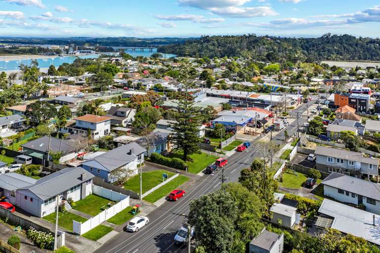 Unit 1/330 Rangatira Road Beach Haven_16