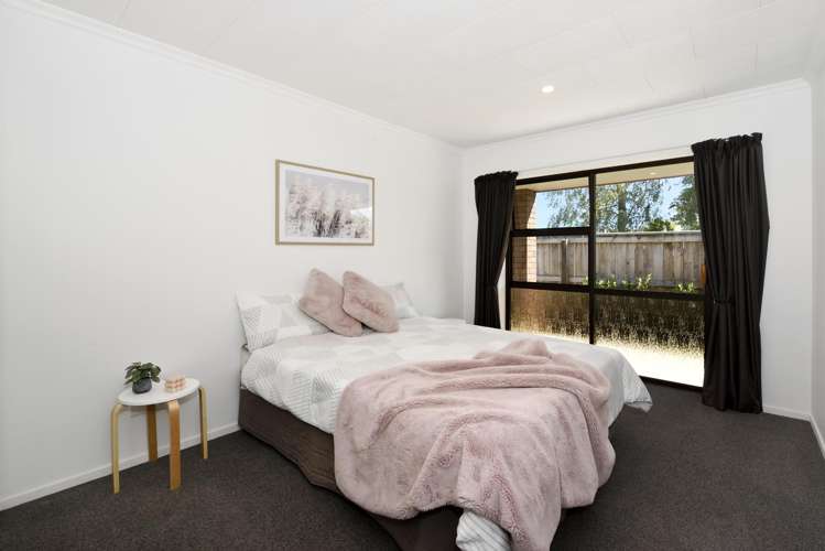 24 Starveall Street Brightwater_9