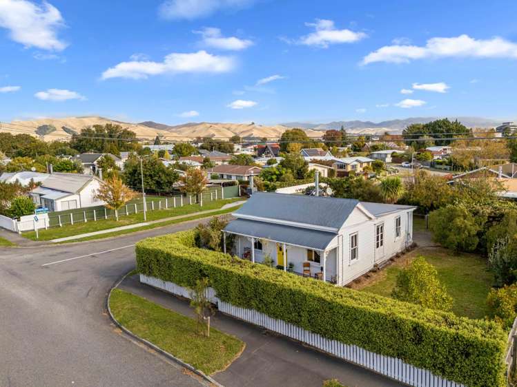 24 Dillons Point Road Islington_24