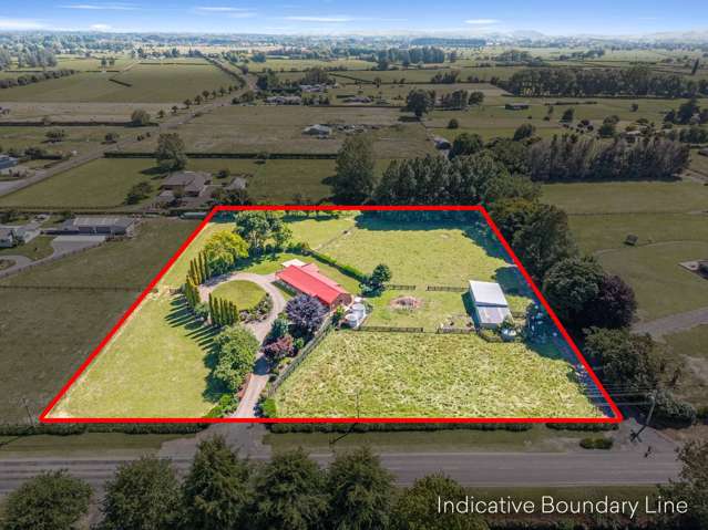 Space, Privacy & Paddocks in Tamahere