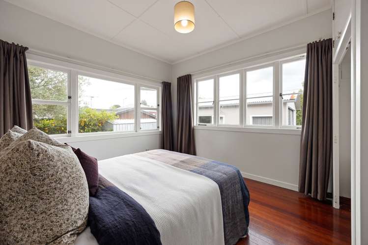 89 Clyde Street Hamilton East_12