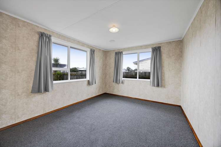 18 Acourt Street Hawera_10
