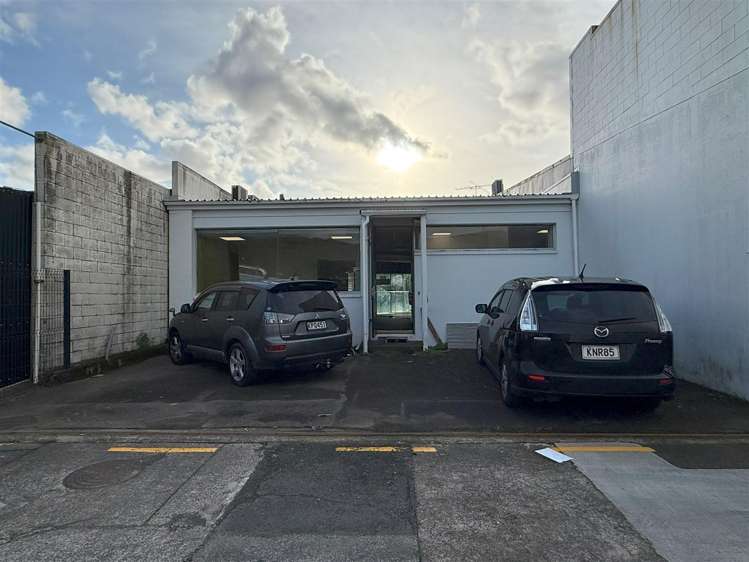 336 Cambridge Terrace Naenae_21