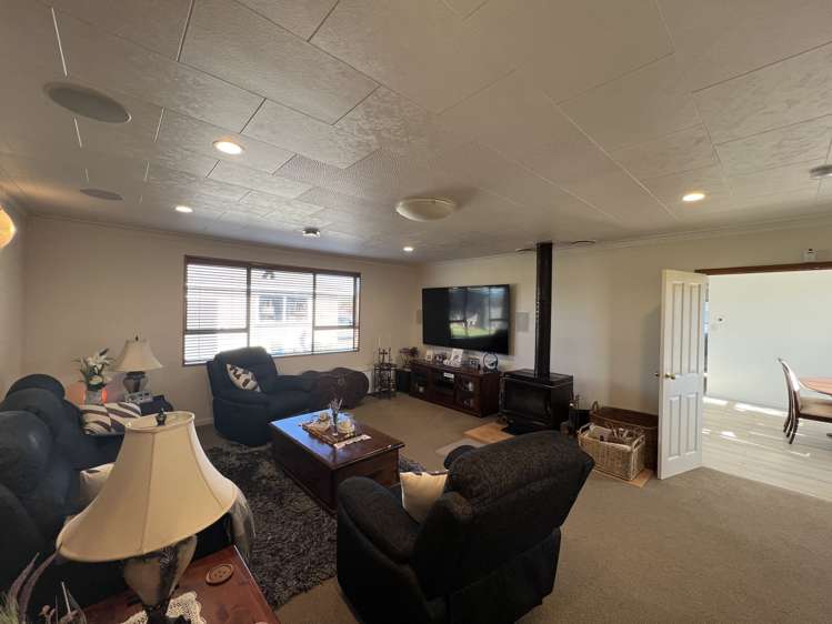 10 Pukaki Avenue Ngahere_11