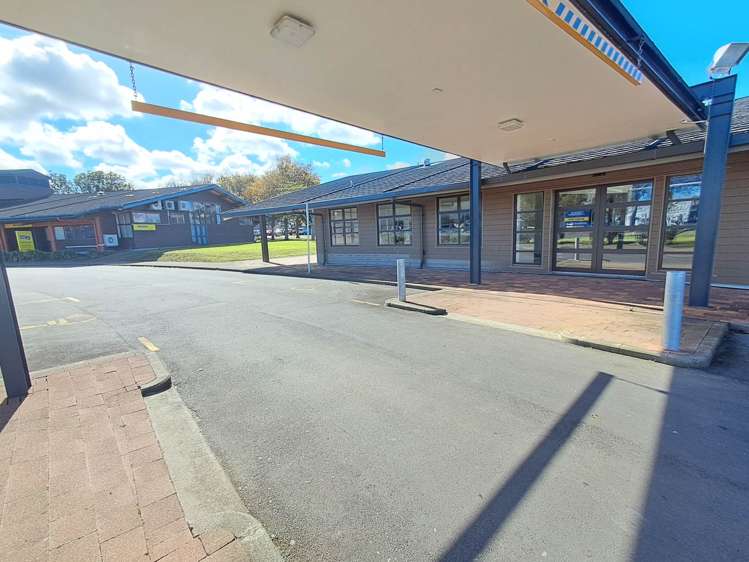 7 Hill Road Manurewa_1