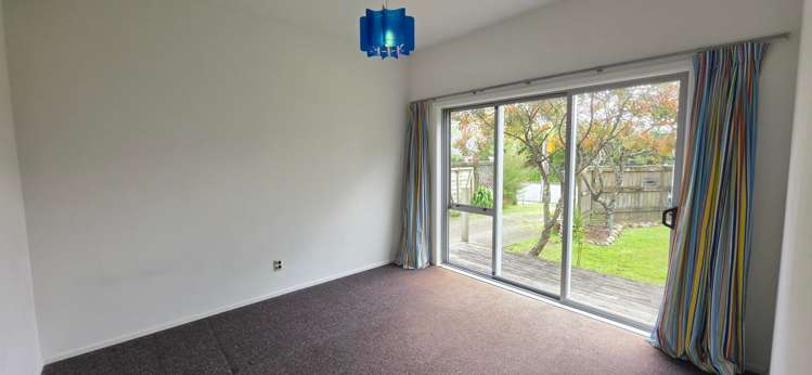  12 Rimutaka Street Paraparaumu_17