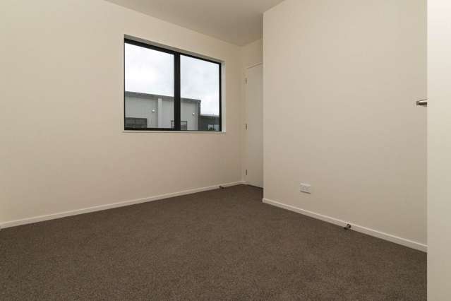 8/327 Glengarry Road Glen Eden_4