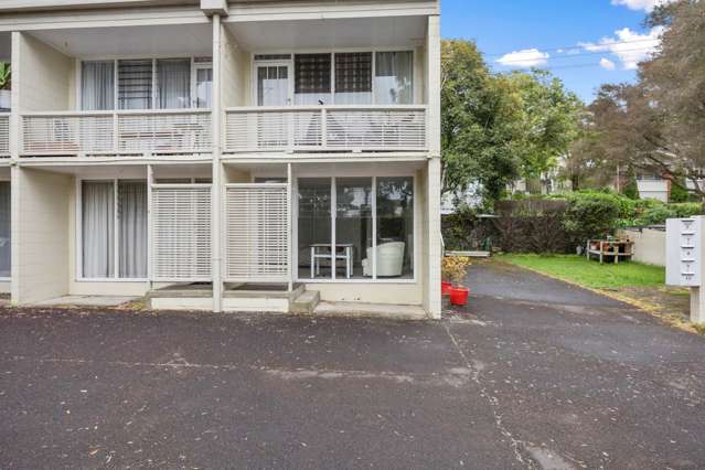 1/20a Charlton Avenue Mt Eden_1