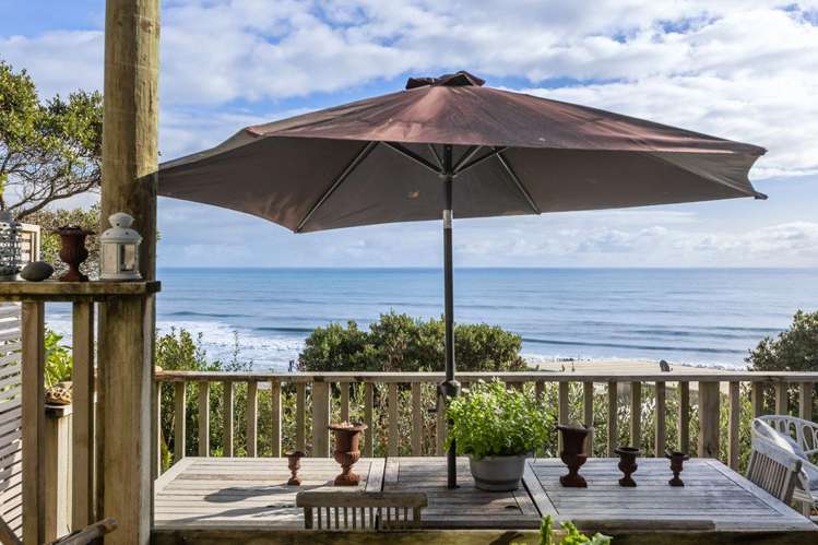 Wai-iti Beach Retreat Beach Road Waiiti_19