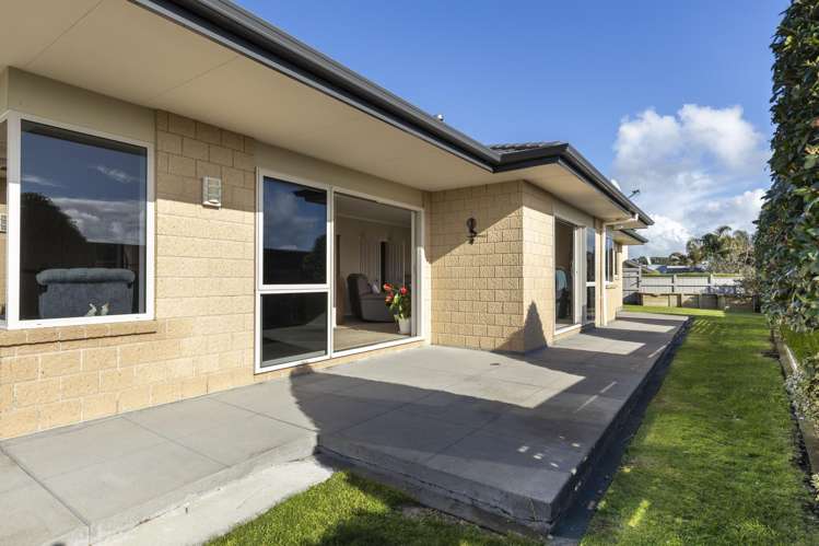 5 Vardon Way Waiwhakaiho_11