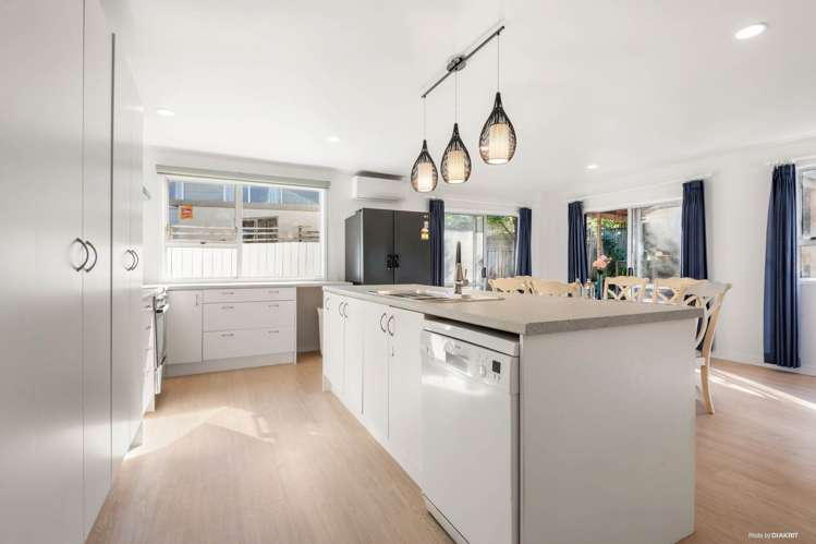 3 Regatta Road Torbay_9