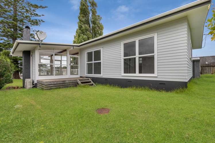 33 Mcburney Place Mangere East_14