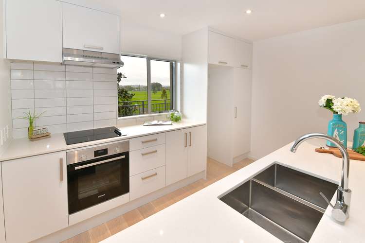 213/252 Centreway Road Orewa_5