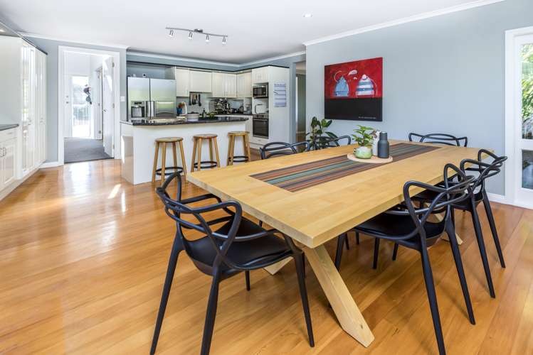 2 Pleasant Place Mellons Bay_23