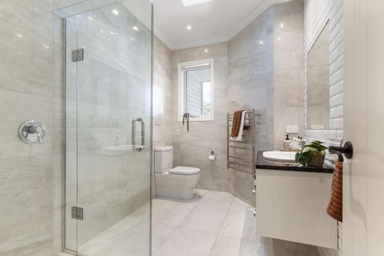 135 Bleakhouse Road Mellons Bay_36