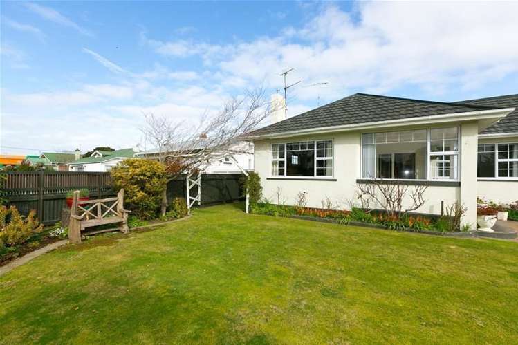 229 Glover Road Hawera_10