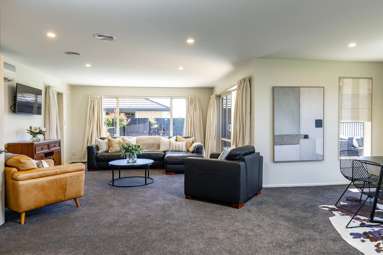 17 Puketea Place_1