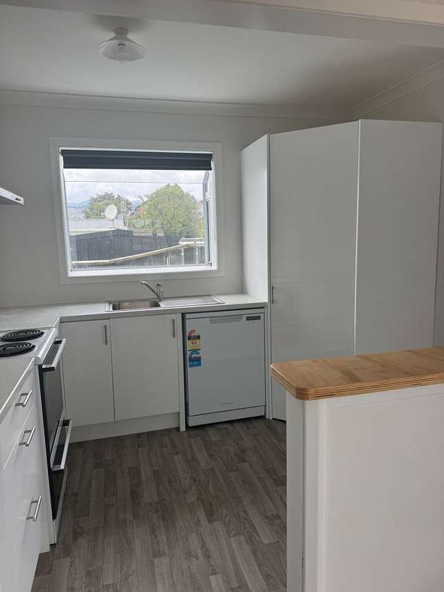 616A Queen Street East Levin_4