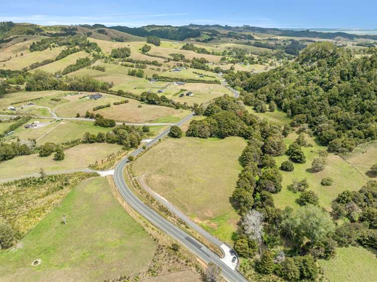 645 West Coast Road Makarau_2