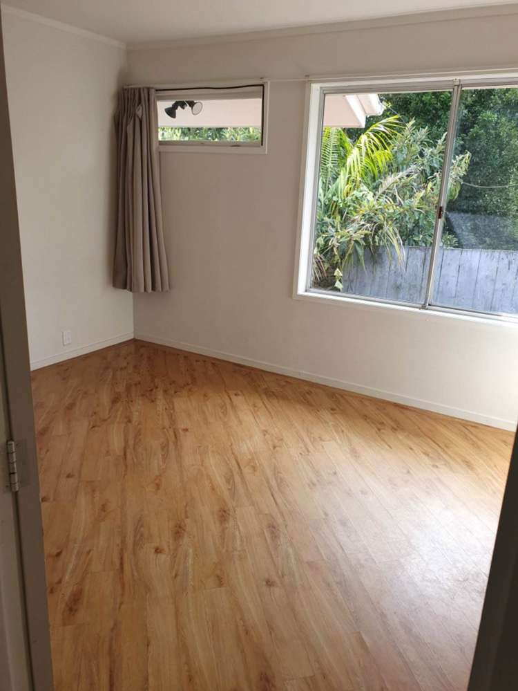 1/10 Rotoiti Avenue Pakuranga Heights_10