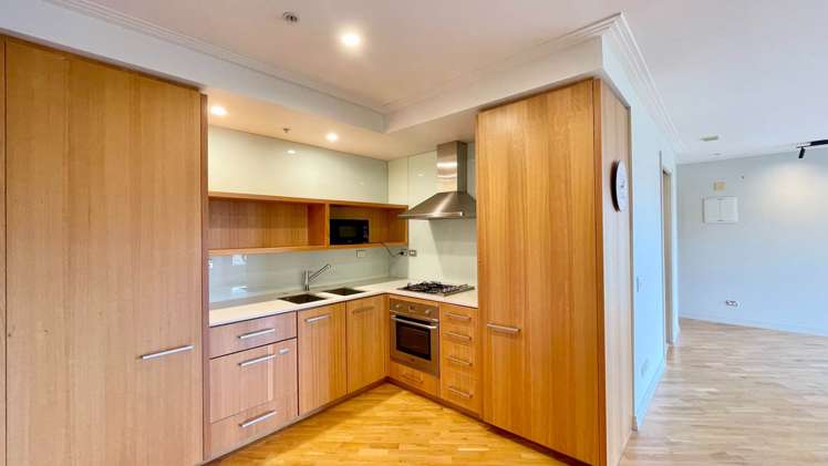 1G/24 James Cook Crescent Remuera_11