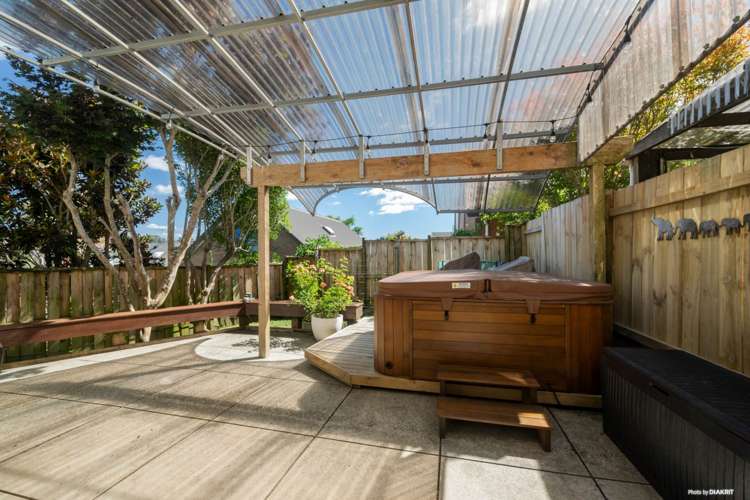 2/47 Fields Parade Oteha_21