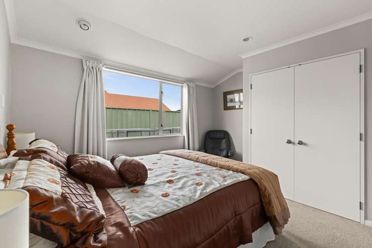 52 Kensington Drive Taradale_13