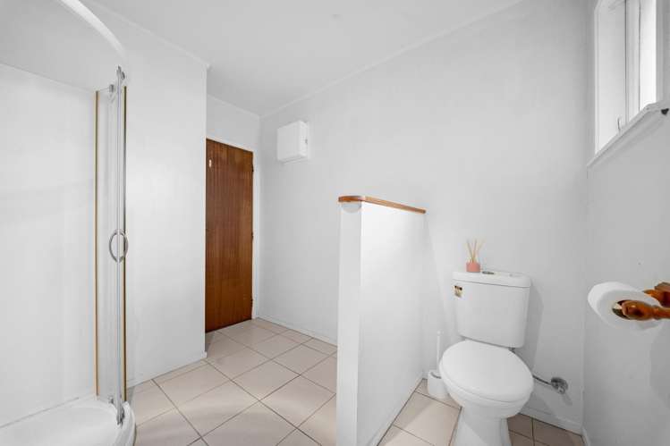 1/2 Arthur Road Hill Park_13