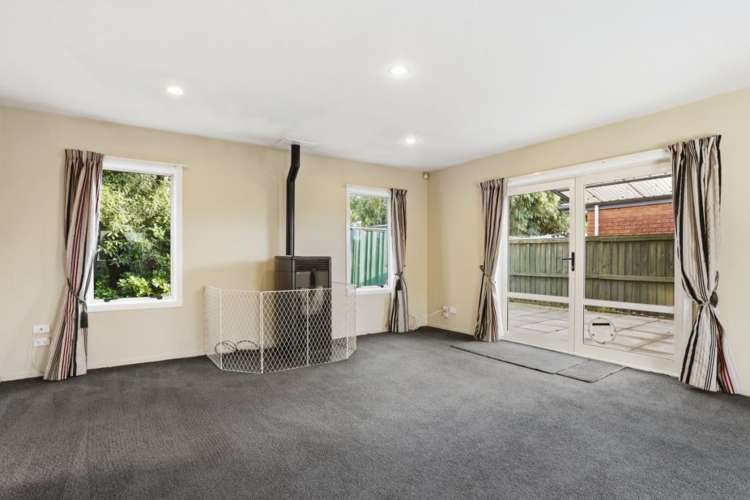 37 Farnborough Street Aranui_21