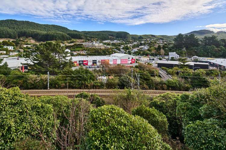 15b Florio Terrace Tawa_13