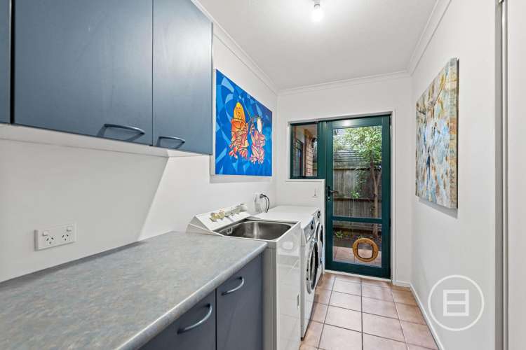 16 Shearwater Drive Woolston_12