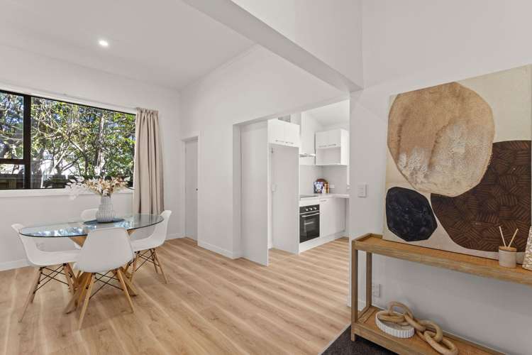 21 Defoe Place_4