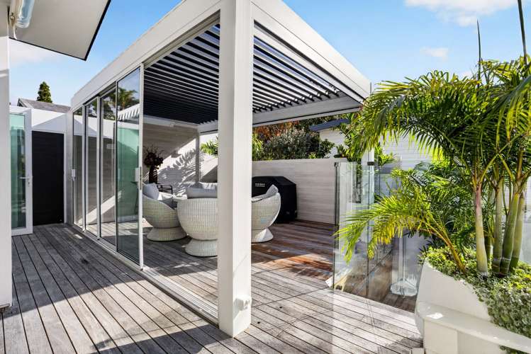 9 Penzance Road Mairangi Bay_35