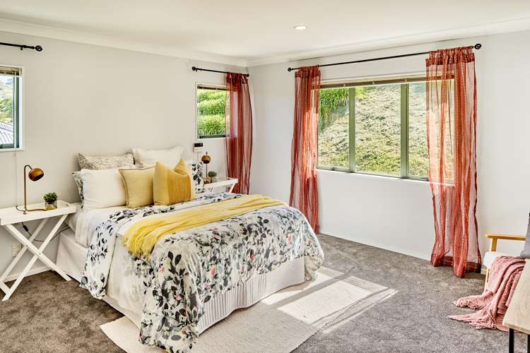 18 Chippenham Grove Churton Park_19