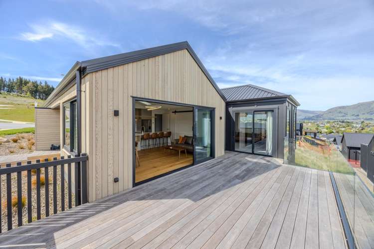 4 Dry Fly Avenue Wanaka_23