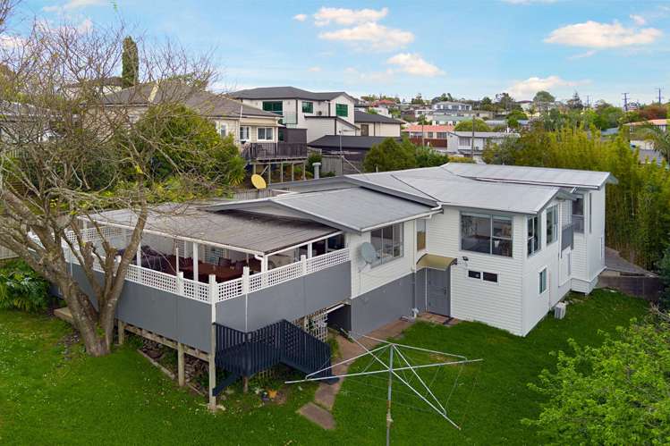 4 Kimber Hall Avenue Mount Roskill_1