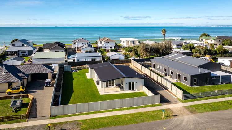 23 Pohutukawa Drive Bay View_21