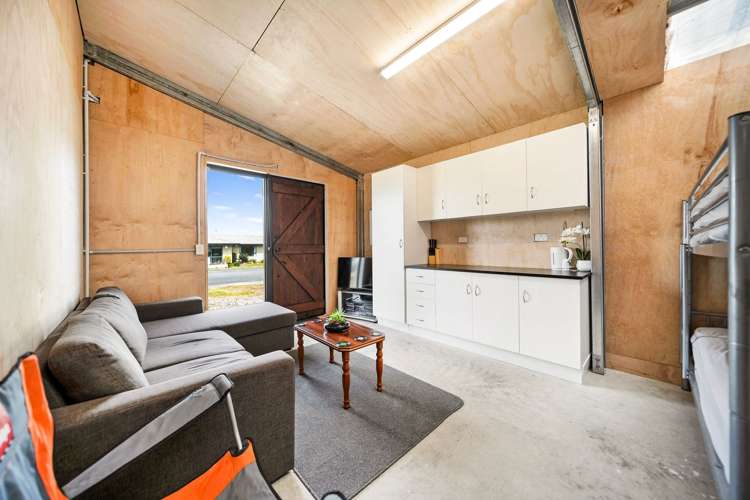 13 Muriwai Drive Manapouri_11