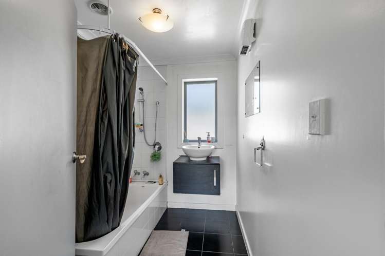 78 Stobo Street Grasmere_11