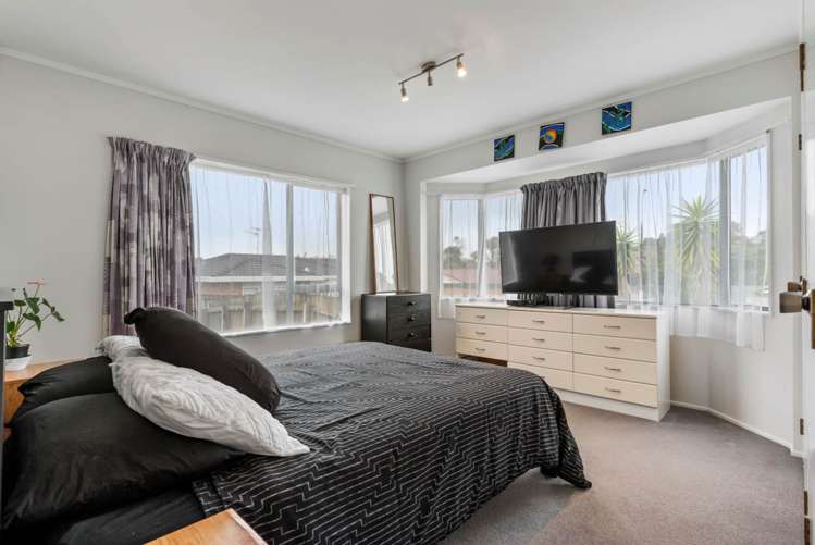 6 Skybird Place Glen Eden_5