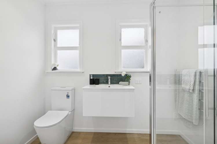 55 Lees Grove Wainuiomata_1