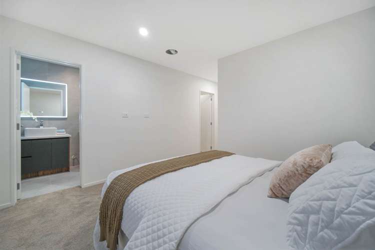 5 Uru Drive Flat Bush_26