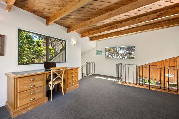 64 Ridge Road Mahurangi East_22