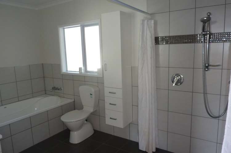 94 Derby Street Westport_14