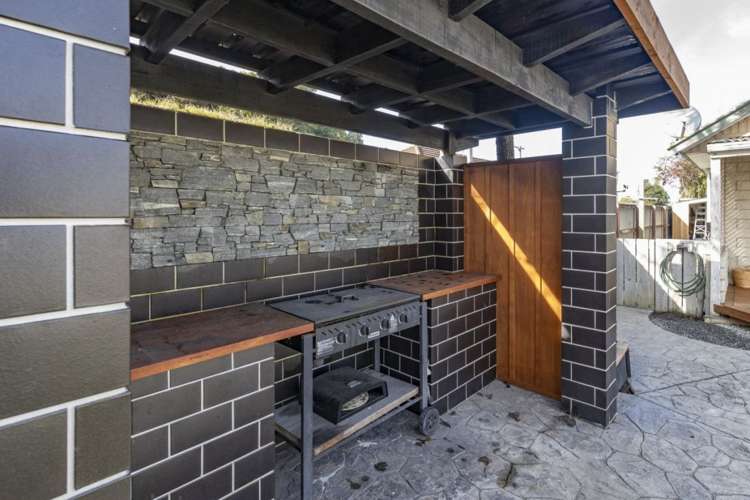 24 Woodend Road Woodend_19