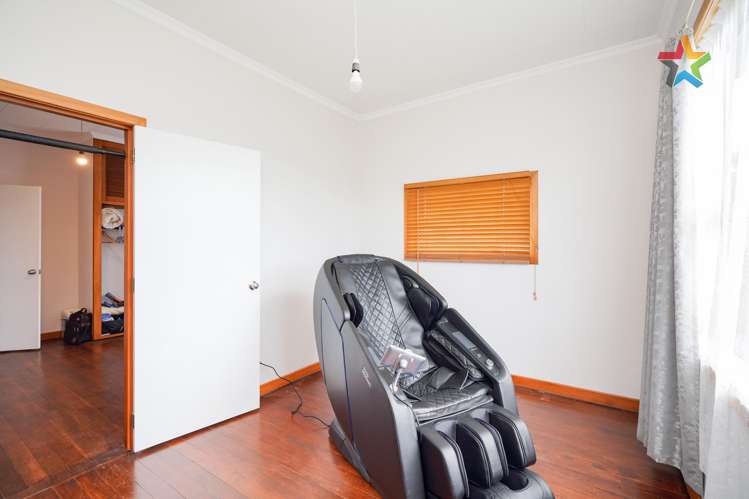 35 Sinclair Avenue Nightcaps_10