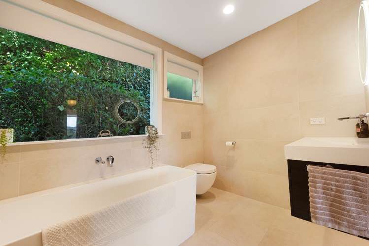 119 Donald Street Karori_30